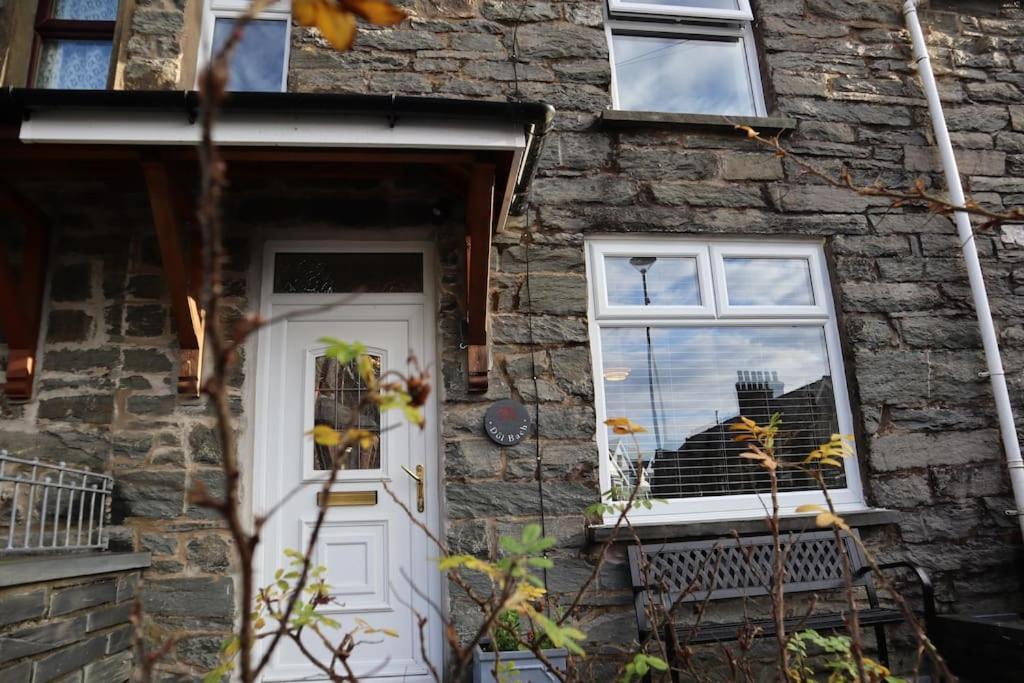 Dol Bach - Your Homely Welsh Cottage In The Heart Of Snowdonia Blaenau Ffestiniog Eksteriør billede