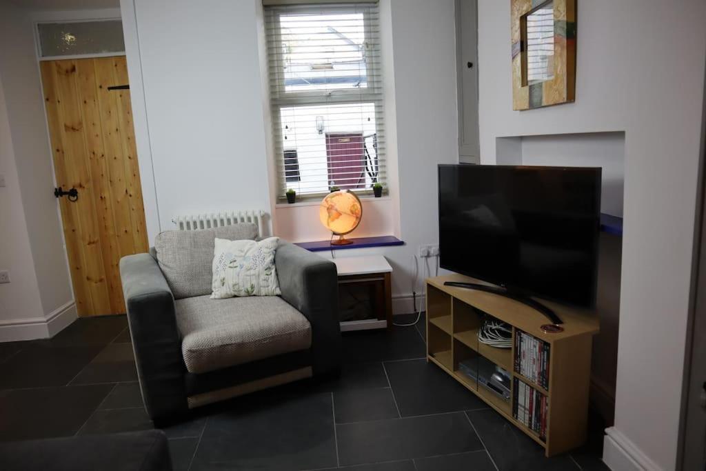 Dol Bach - Your Homely Welsh Cottage In The Heart Of Snowdonia Blaenau Ffestiniog Eksteriør billede