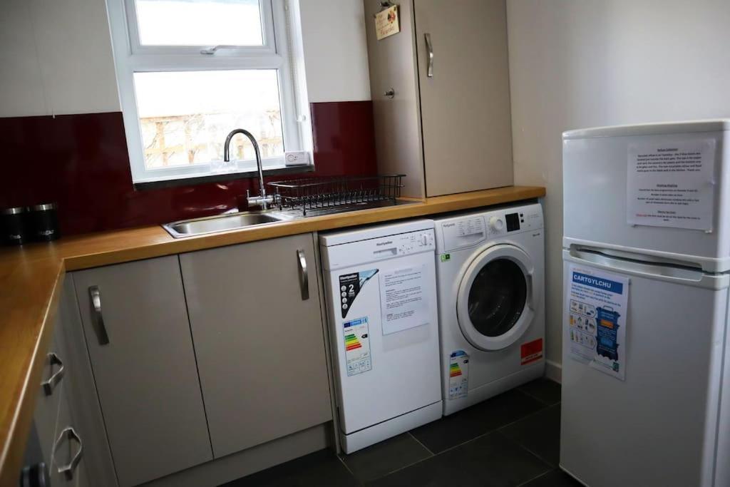 Dol Bach - Your Homely Welsh Cottage In The Heart Of Snowdonia Blaenau Ffestiniog Eksteriør billede