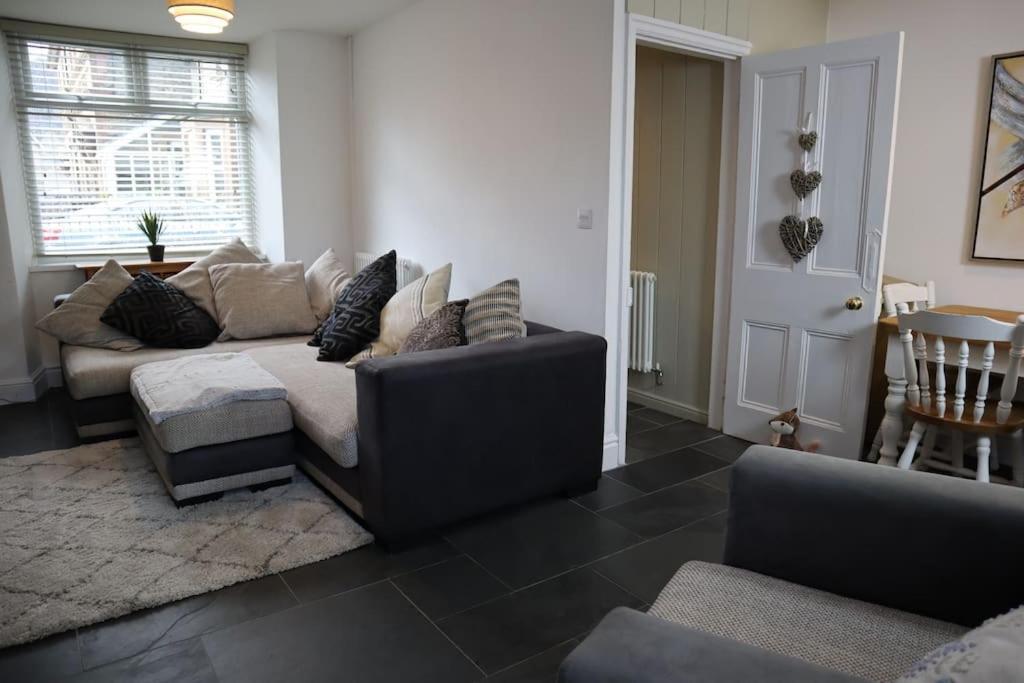 Dol Bach - Your Homely Welsh Cottage In The Heart Of Snowdonia Blaenau Ffestiniog Eksteriør billede
